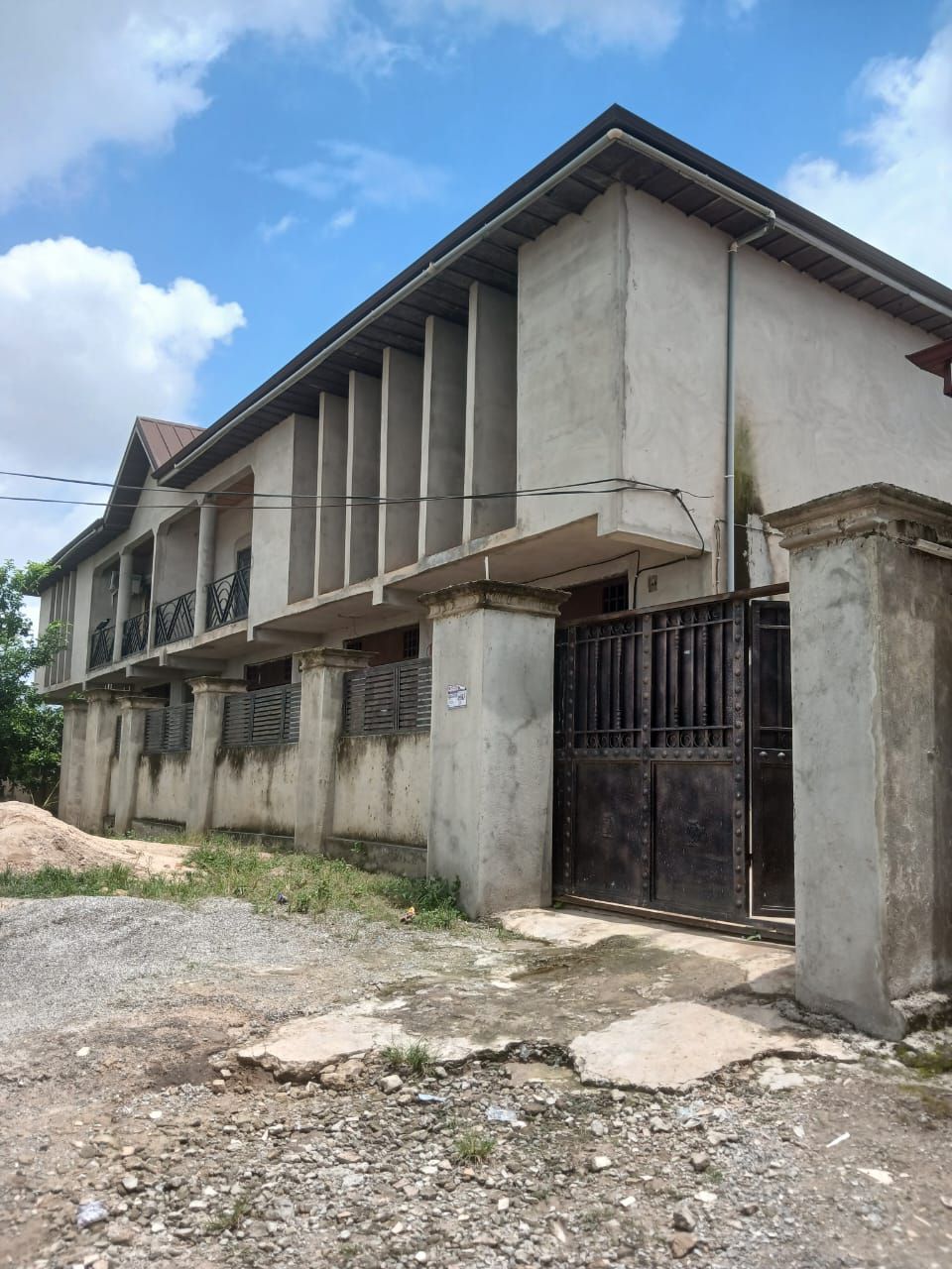 complex house